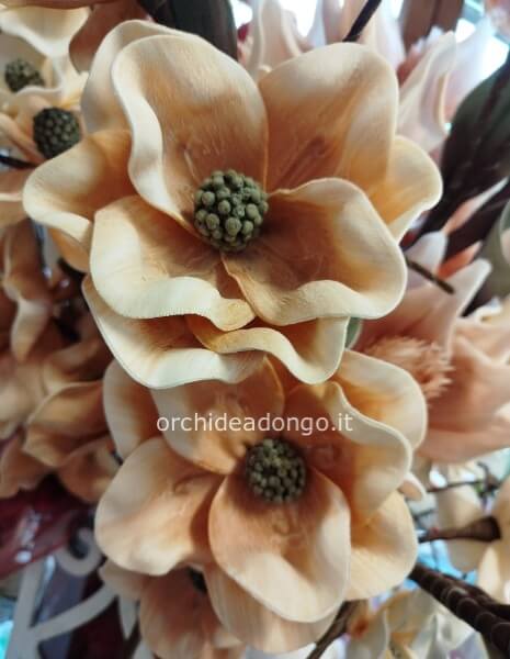 Fiori decorativi in gomma Eva..magnolia